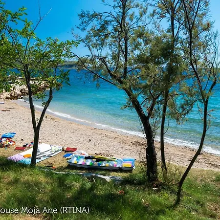 Moja Ane Holiday home Rtina