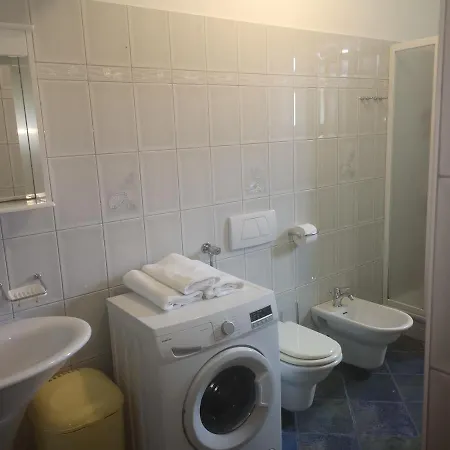 Moja Ane Holiday home Rtina
